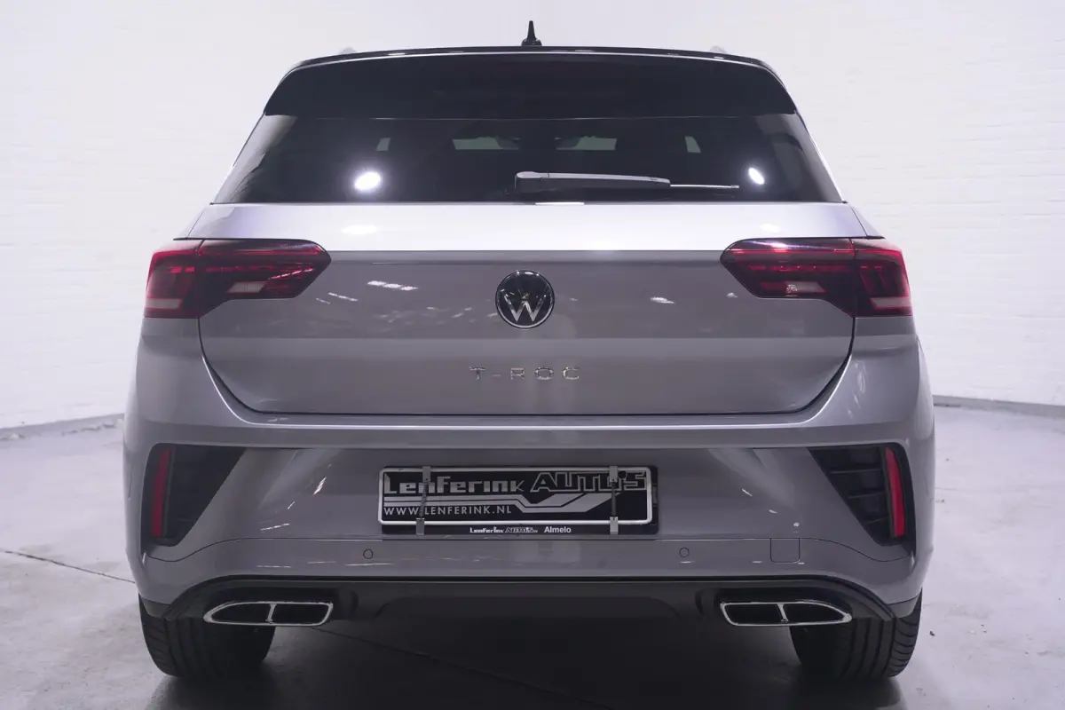 1.5 TSI R-Line Apple Carplay Panodak Stoelverwarming Achteruitrijcamera Digital Display
