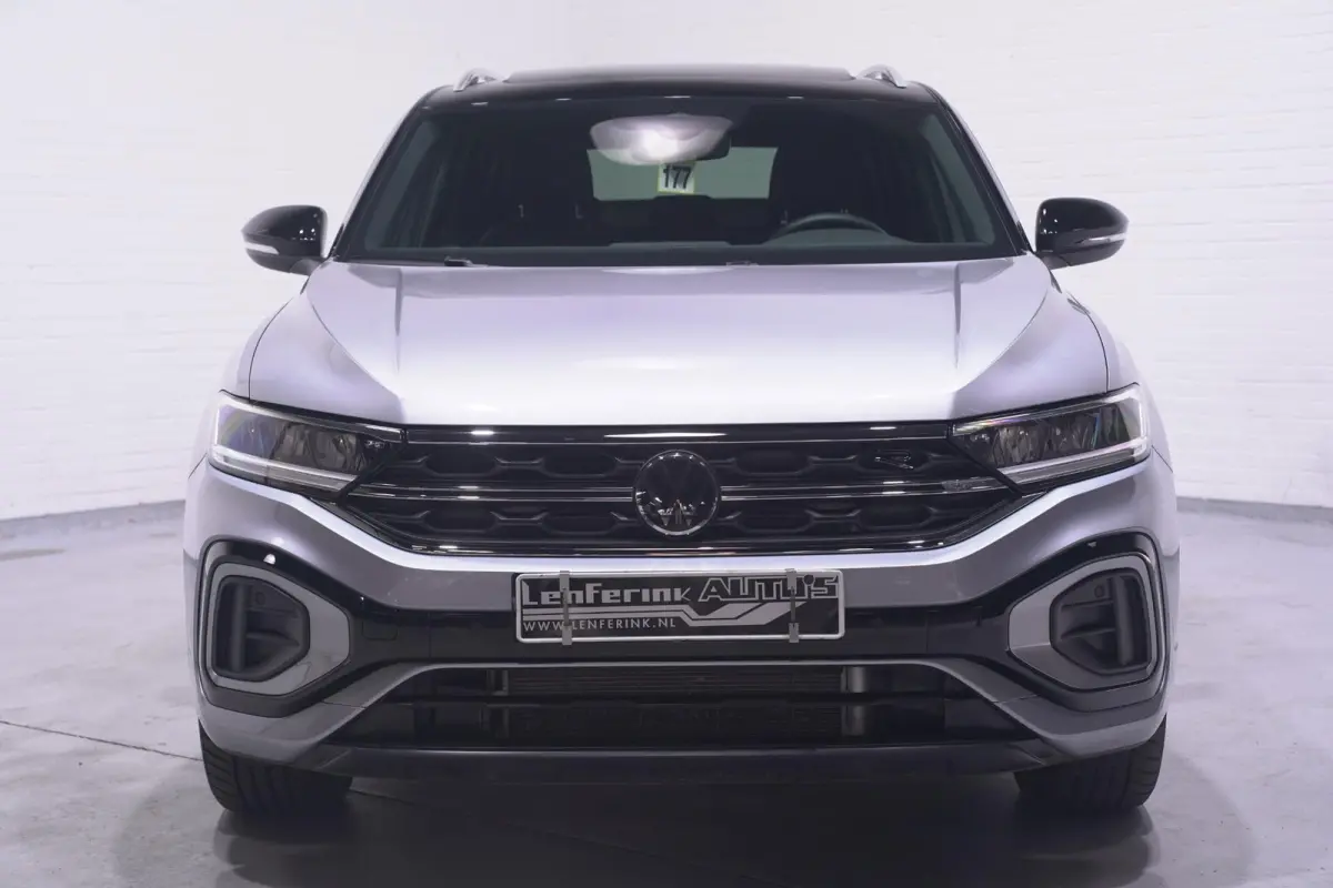 1.5 TSI R-Line Apple Carplay Panodak Stoelverwarming Achteruitrijcamera Digital Display