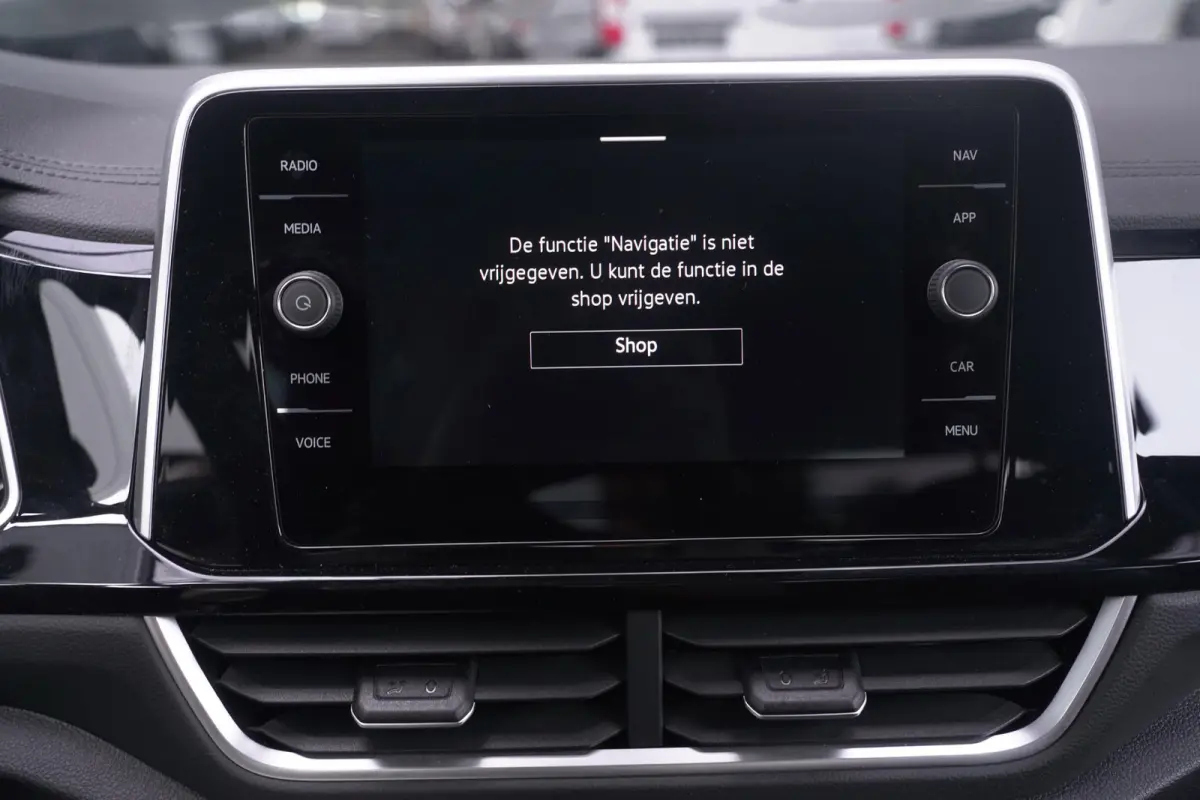 1.5 TSI R-Line Apple Carplay Panodak Stoelverwarming Achteruitrijcamera Digital Display