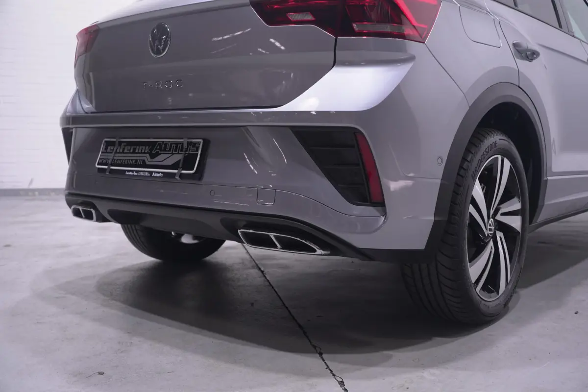 1.5 TSI R-Line Apple Carplay Panodak Stoelverwarming Achteruitrijcamera Digital Display
