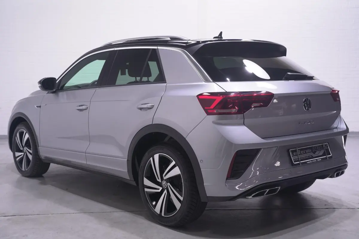 1.5 TSI R-Line Apple Carplay Panodak Stoelverwarming Achteruitrijcamera Digital Display