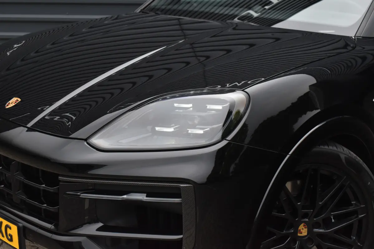 3.0 E-Hybrid Sport Design Carbon | Pano | Bijrijdersdisplay | ACC | Bose | 18-voudig Stoelen | 22'' Wielen |