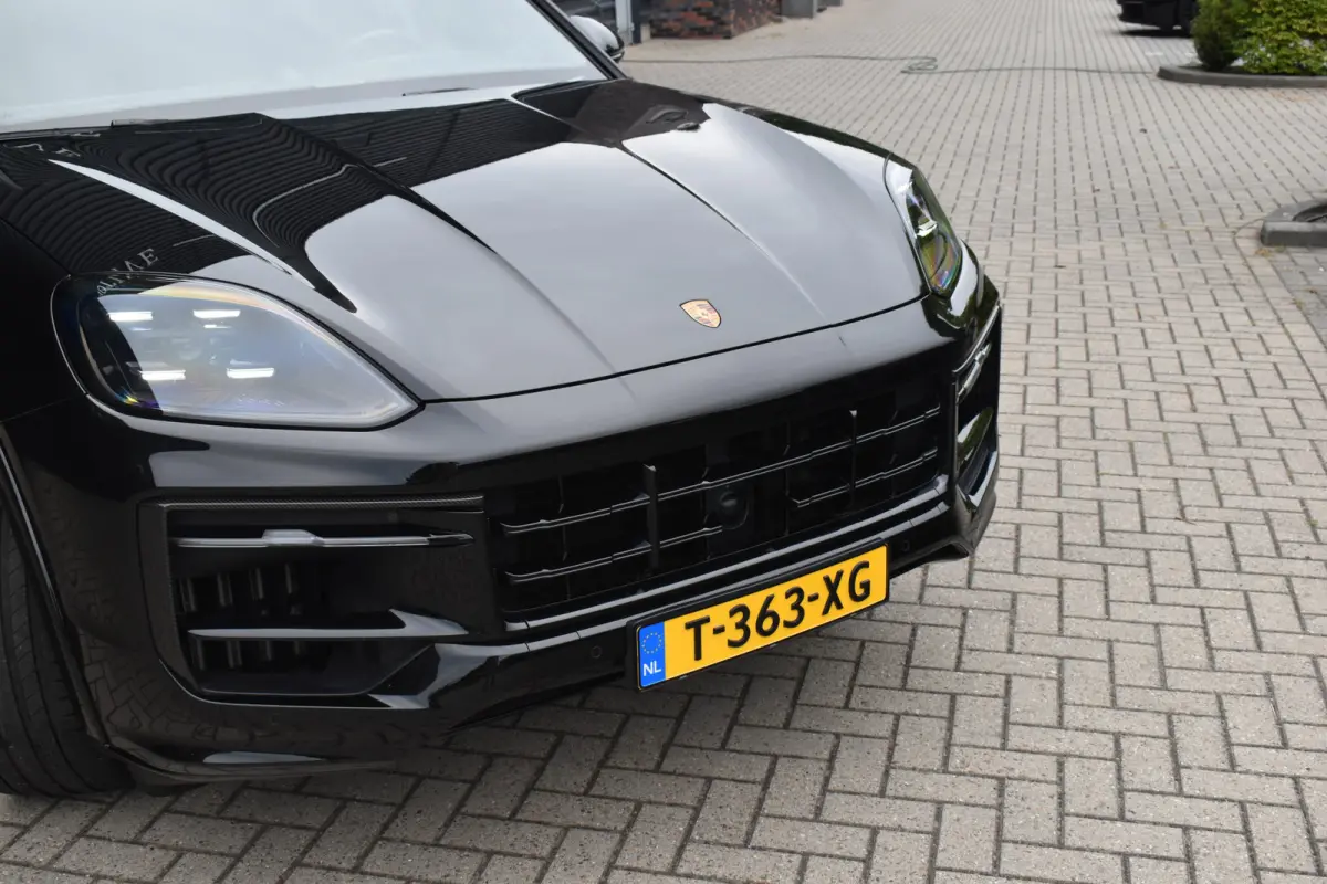 3.0 E-Hybrid Sport Design Carbon | Pano | Bijrijdersdisplay | ACC | Bose | 18-voudig Stoelen | 22'' Wielen |