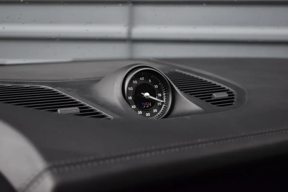 3.0 E-Hybrid Sport Design Carbon | Pano | Bijrijdersdisplay | ACC | Bose | 18-voudig Stoelen | 22'' Wielen |