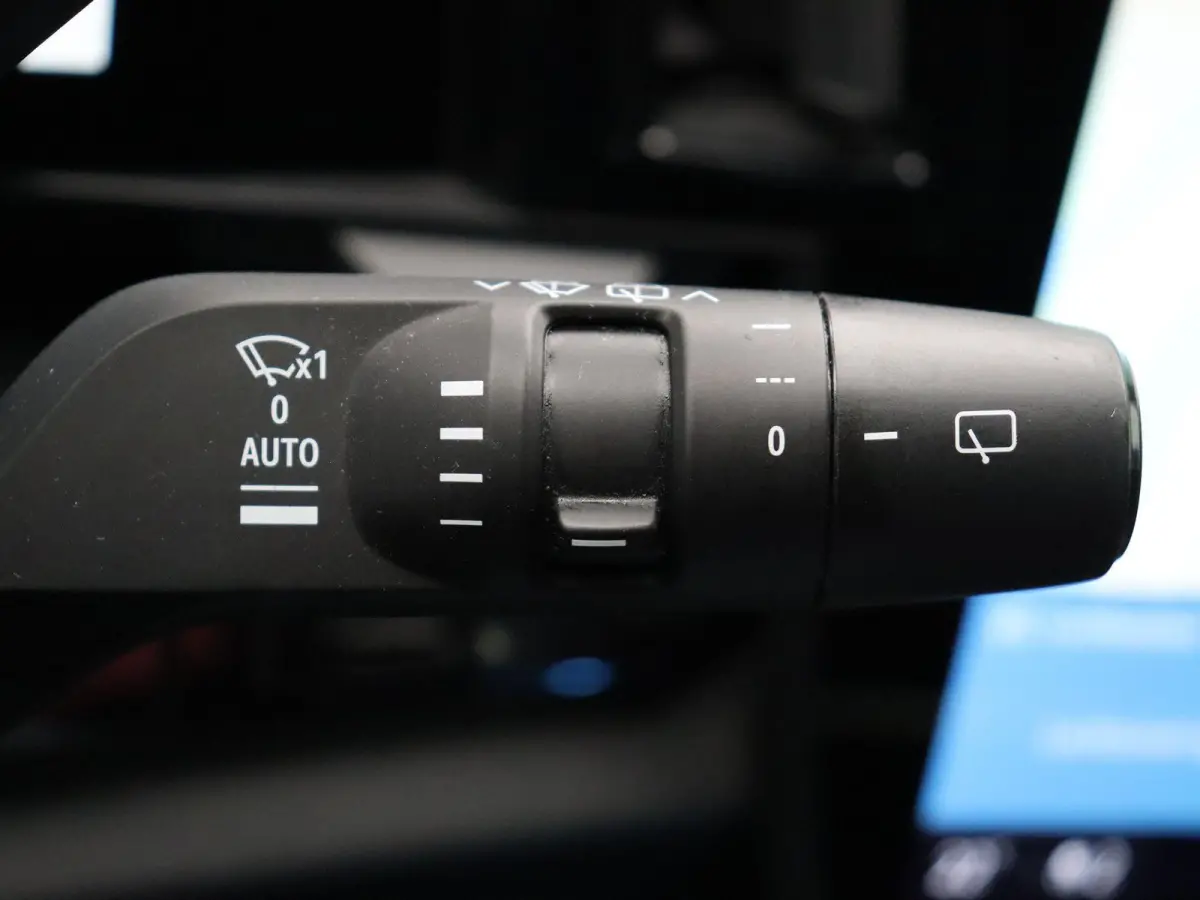 E-Tech full hybrid 200pk Techno | Achteruitrijcamera | Google Infotainment | 1500KG Trekgewicht |