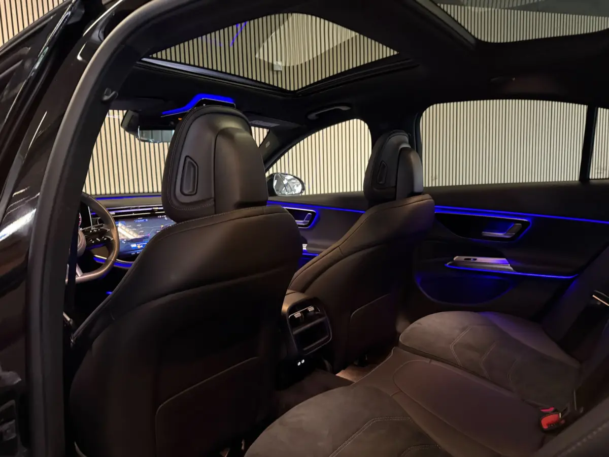 220D AMG STYLING-PANORAMADAK-NIGHT PAKKET-DISTRONIC-DODEHOEK-COMPLEET