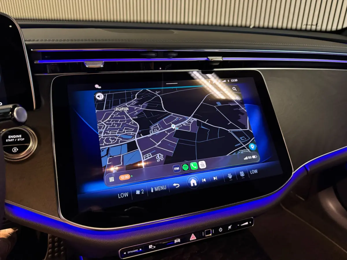 220D AMG STYLING-PANORAMADAK-NIGHT PAKKET-DISTRONIC-DODEHOEK-COMPLEET