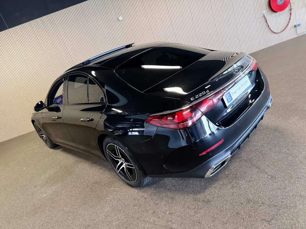 220D AMG STYLING-PANORAMADAK-NIGHT PAKKET-DISTRONIC-DODEHOEK-COMPLEET