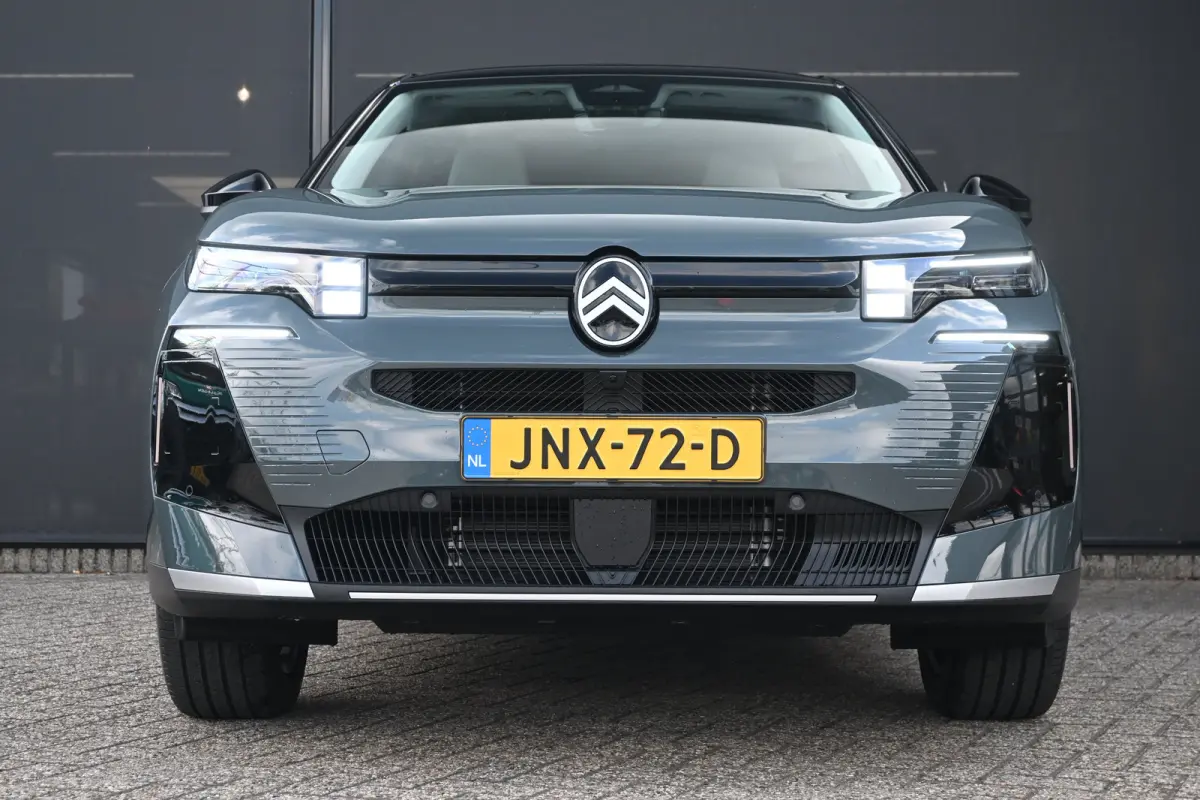 1.2 Hybrid 145 Max tot 8 Jaar Garantie! | Afn. Trekhaak | Schuif-/Kanteldak | Leder | Massage | Navigatie | Achteruitrijcamera | !!