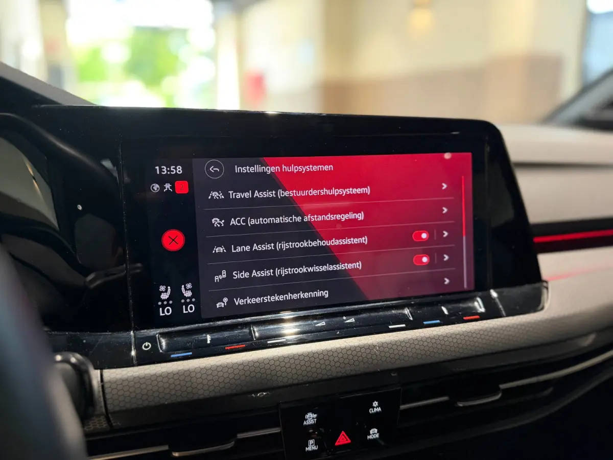 2.0 TSI GTI Clubsport Akrapovic|Pano|HUD|Matrix|H&K|Leder|BOVAG Garantie|