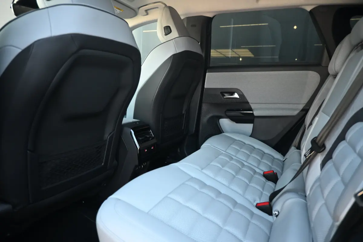 1.2 Hybrid 145 Max DEMO-DEAL! Tot 8 Jaar Garantie! | Leder | Elektr. Stoelen | Stoel/Stuurverwarming | Navigatie | 360 Camera !!