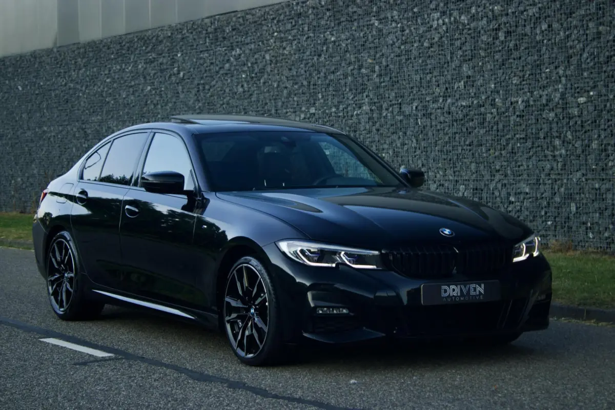 330i High Executive