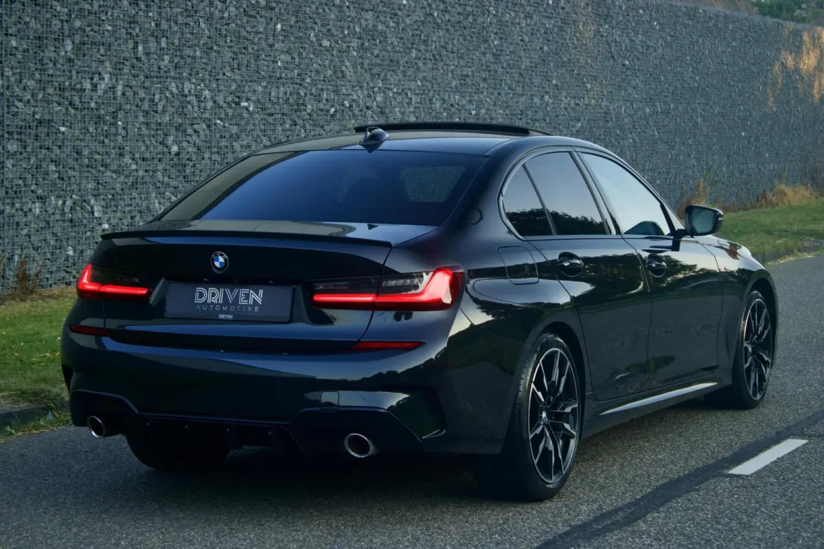 330i High Executive