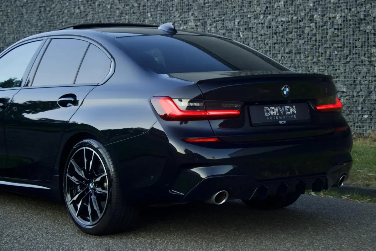 330i High Executive