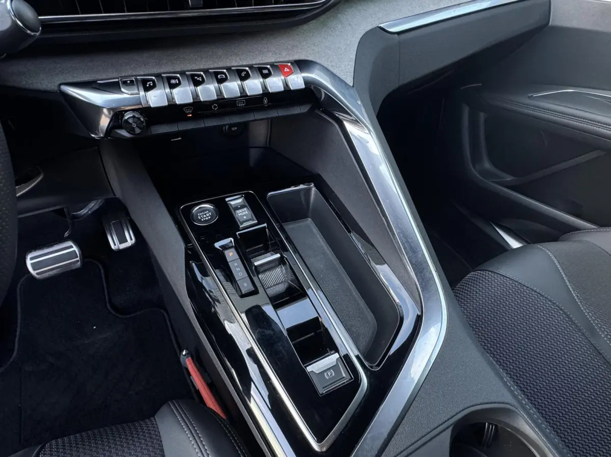 1.6 HYbrid 225 GT Line|SOH 97%|Camera|ACC|Keyless|Carplay|LED|Automaat|