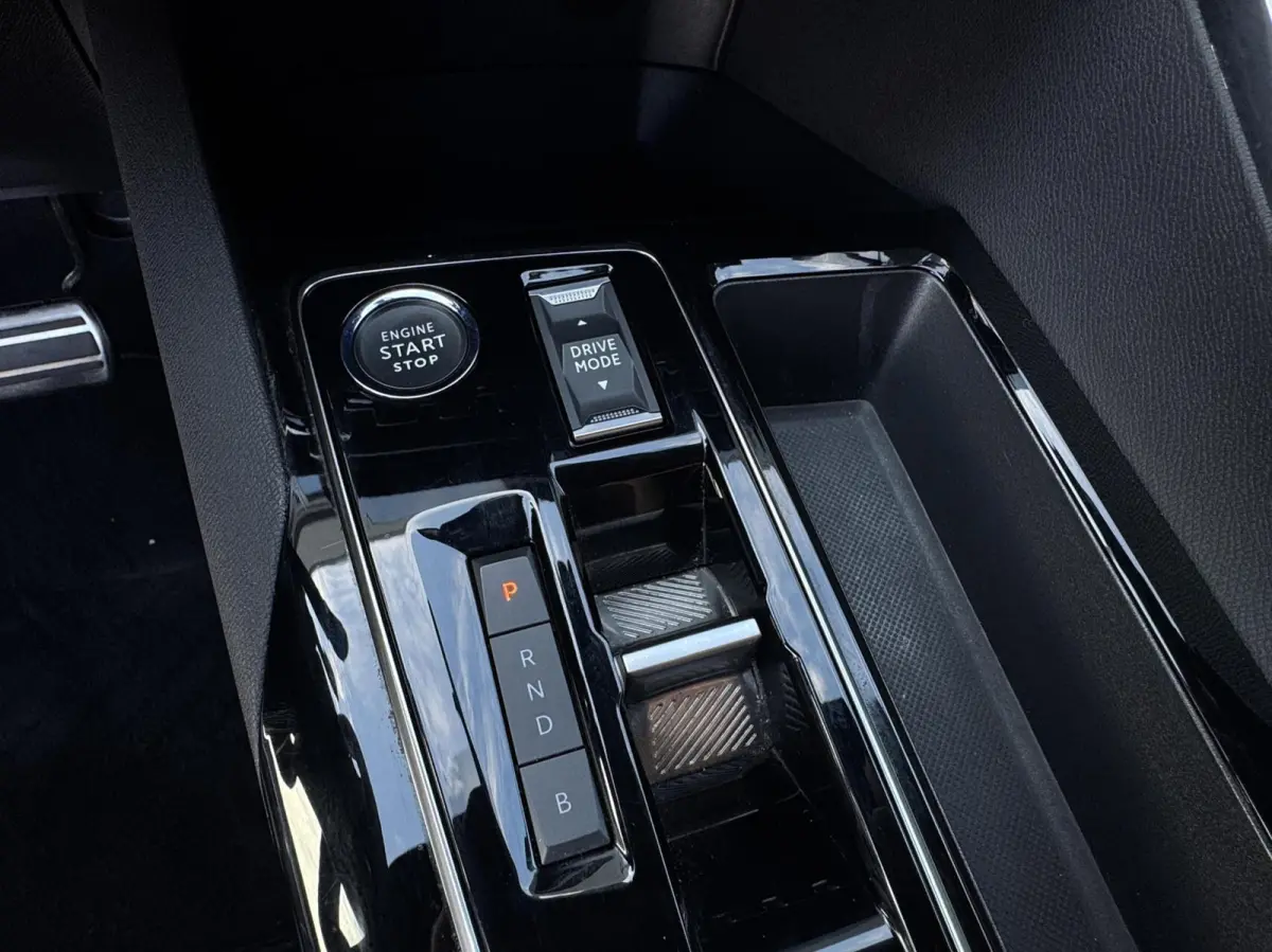 1.6 HYbrid 225 GT Line|SOH 97%|Camera|ACC|Keyless|Carplay|LED|Automaat|