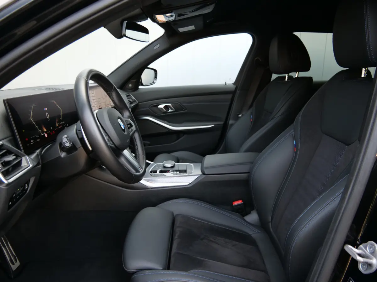 157pk M-Sport Automaat 318i Elektronische Trekhaak / Carplay / Harman/Kardon / Cruise Conrol
