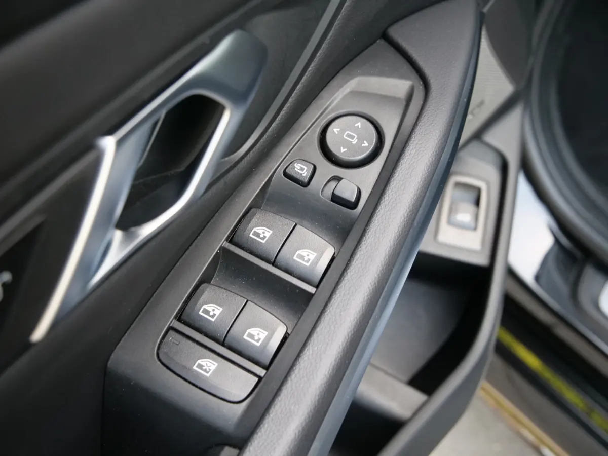 157pk M-Sport Automaat 318i Elektronische Trekhaak / Carplay / Harman/Kardon / Cruise Conrol