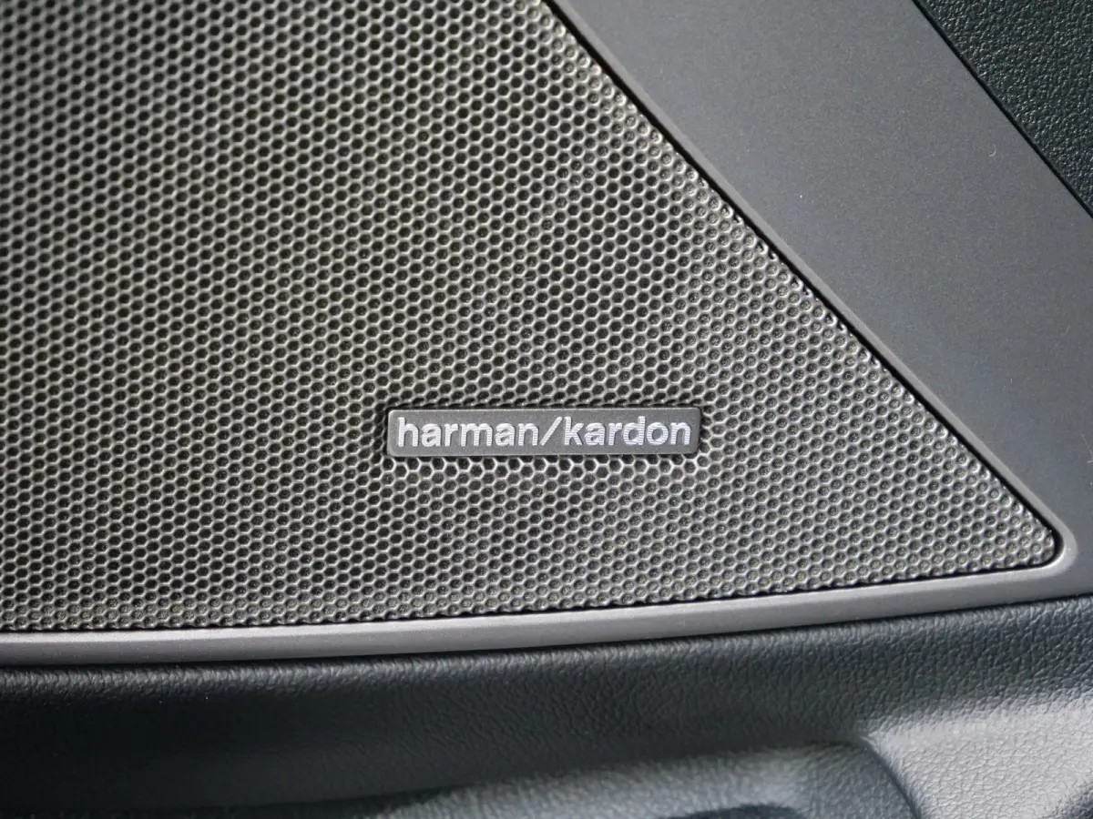 157pk M-Sport Automaat 318i Elektronische Trekhaak / Carplay / Harman/Kardon / Cruise Conrol