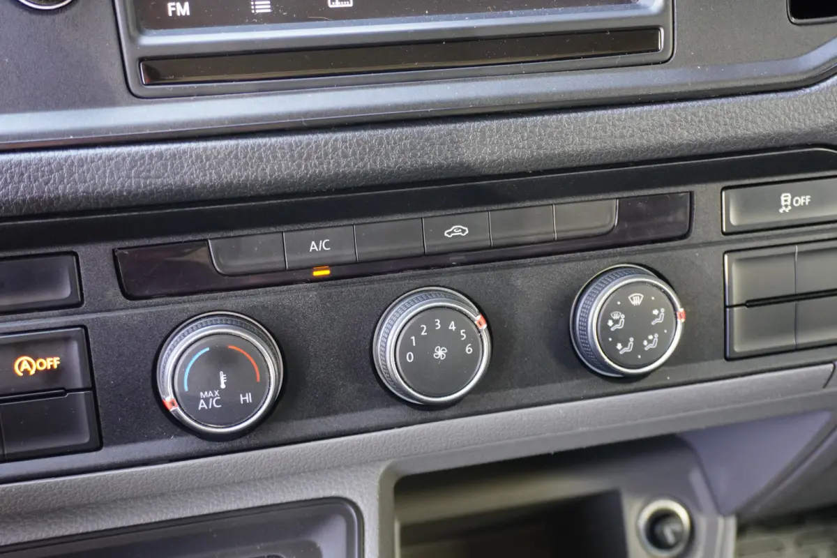 180pk Automaat Dubbellucht open laadbak Tacho Cruise control