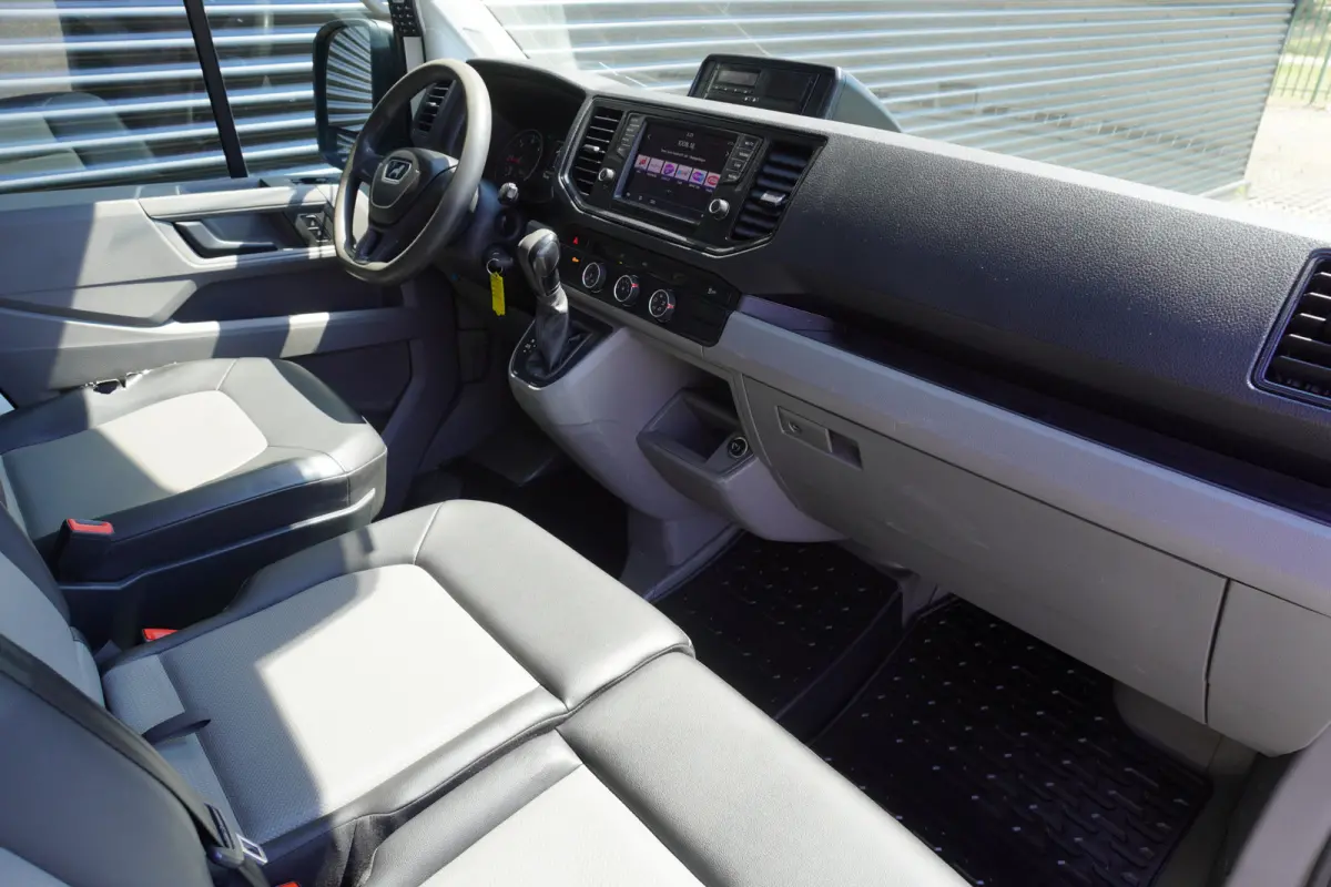 180pk Automaat Dubbellucht open laadbak Tacho Cruise control