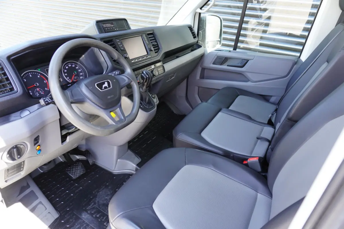 180pk Automaat Dubbellucht open laadbak Tacho Cruise control