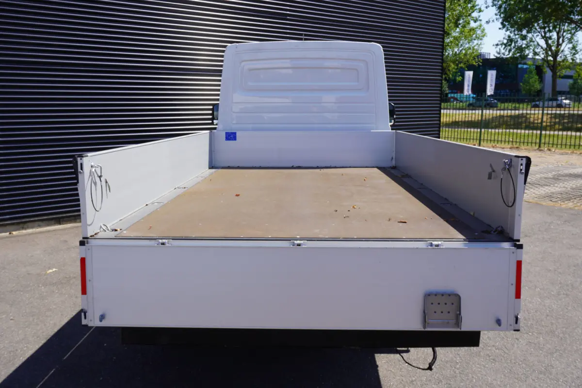 180pk Automaat Dubbellucht open laadbak Tacho Cruise control