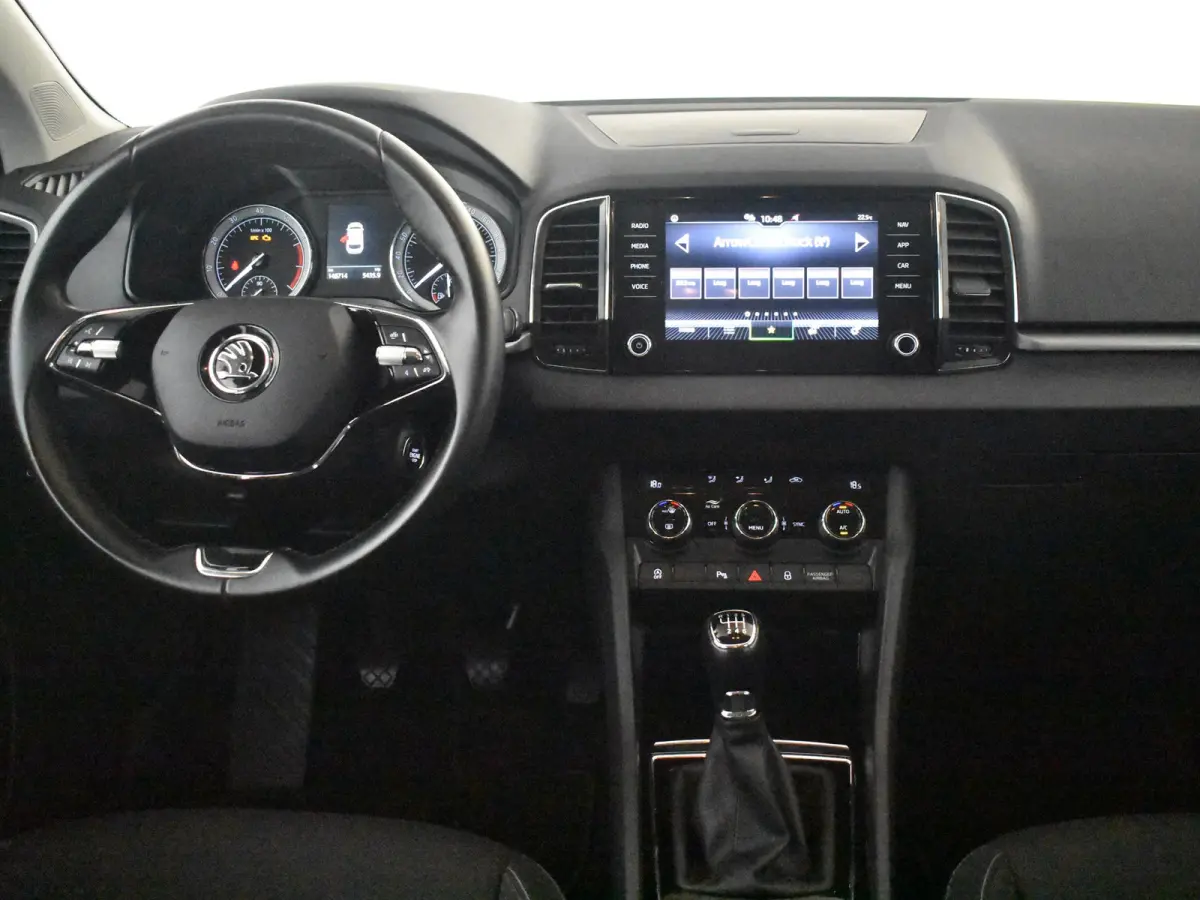 1.0 TSI Business Edition 110Pk | 1e eigenaar | Trekhaak Elektr. | Parkeer sensoren voor/achter | Apple carplay Android auto |Navigatie Cruise control | Climate control | LED | DAB | 17"LMV