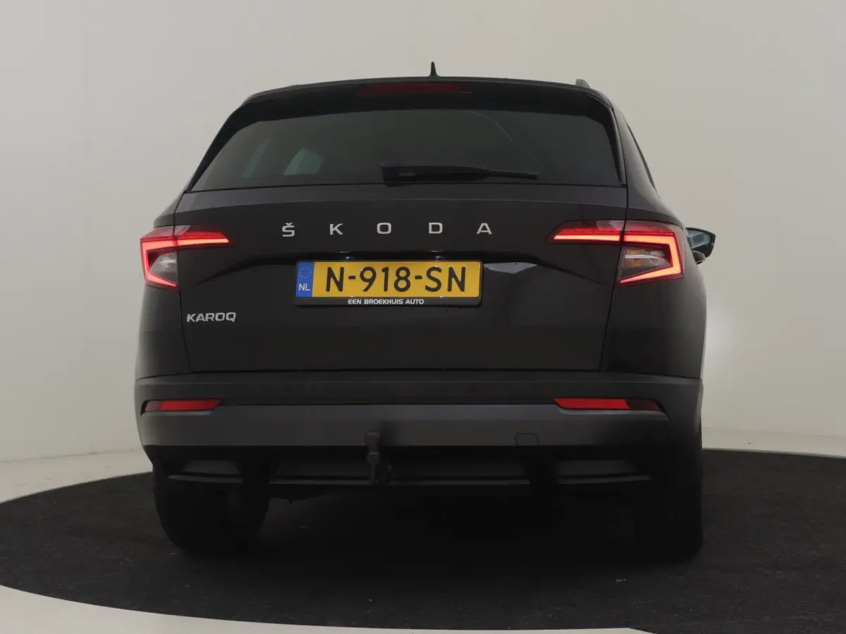 1.0 TSI Business Edition 110Pk | 1e eigenaar | Trekhaak Elektr. | Parkeer sensoren voor/achter | Apple carplay Android auto |Navigatie Cruise control | Climate control | LED | DAB | 17"LMV