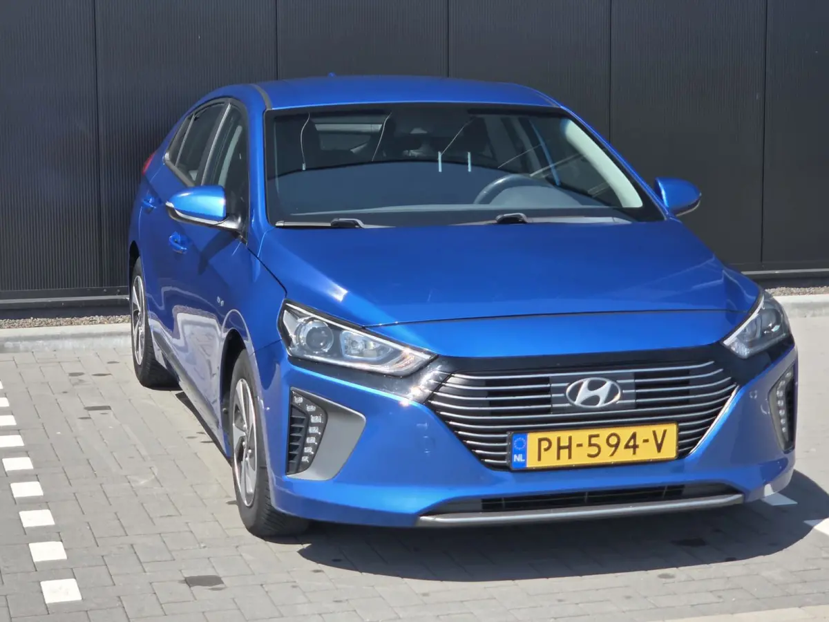 1.6 GDi i-Motion Xenon