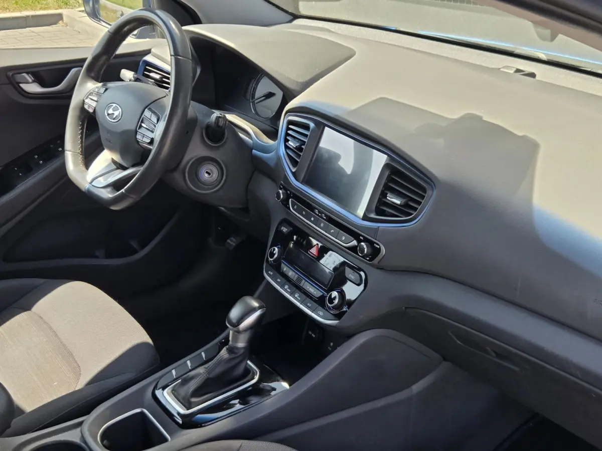 1.6 GDi i-Motion Xenon