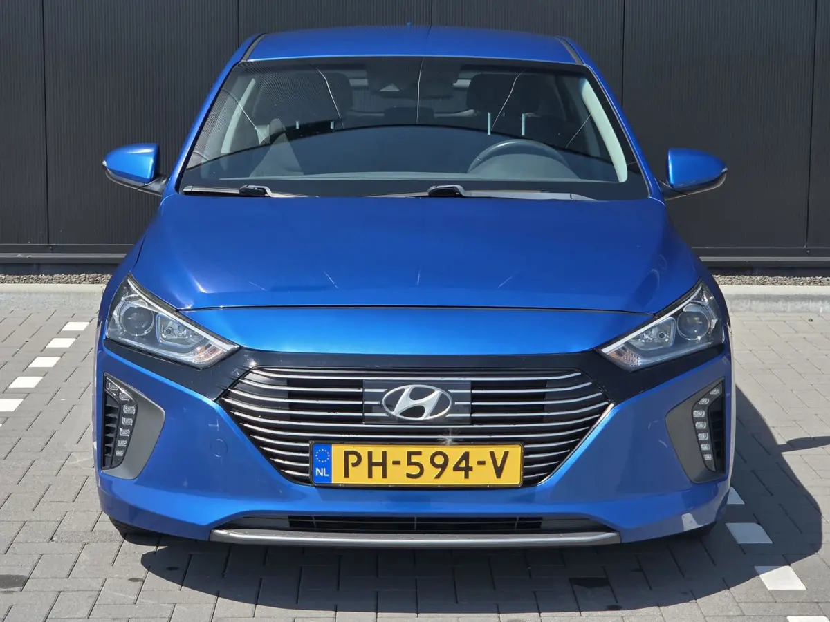 1.6 GDi i-Motion Xenon