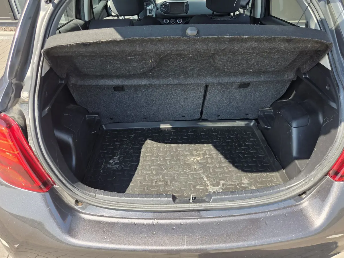 1.0 VVT-i Style Xenon