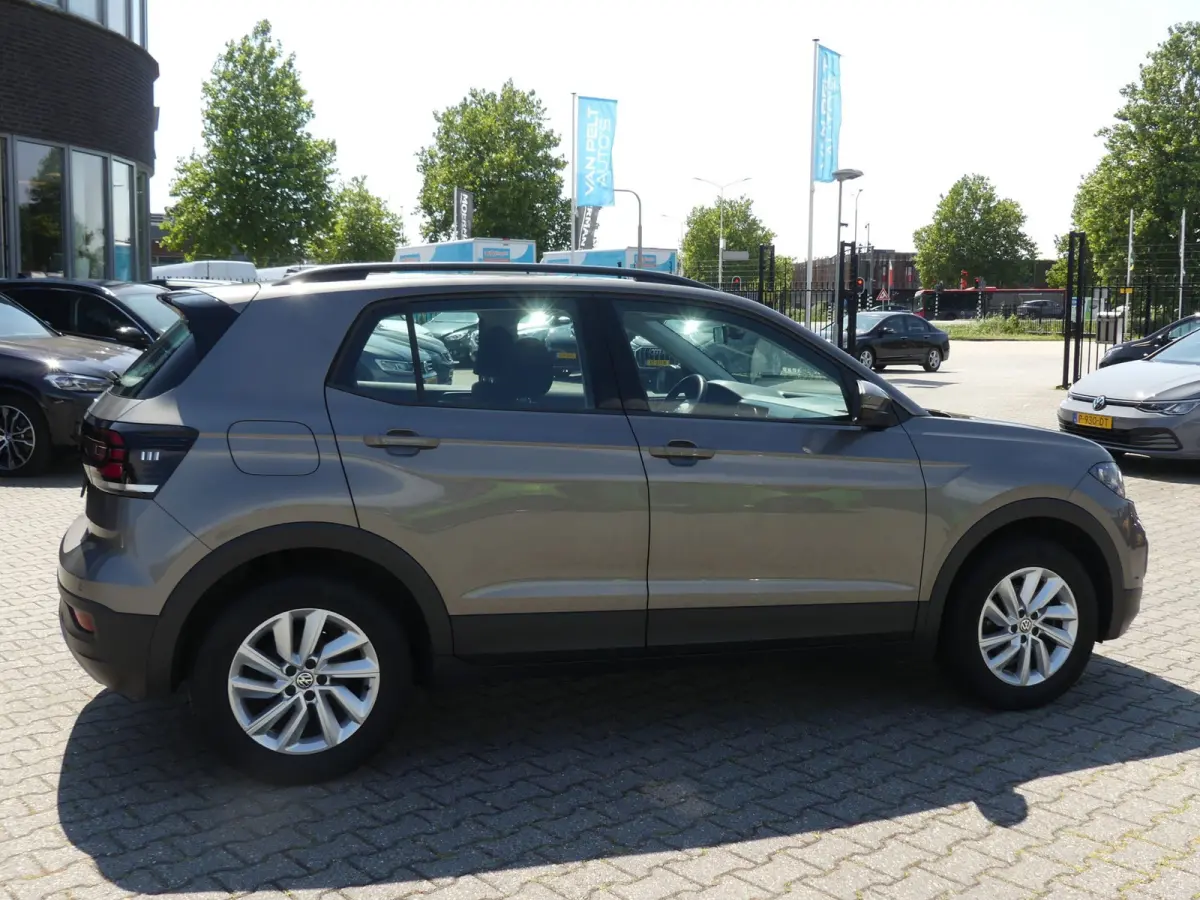 1.0 TSI Life / Carplay / Camera