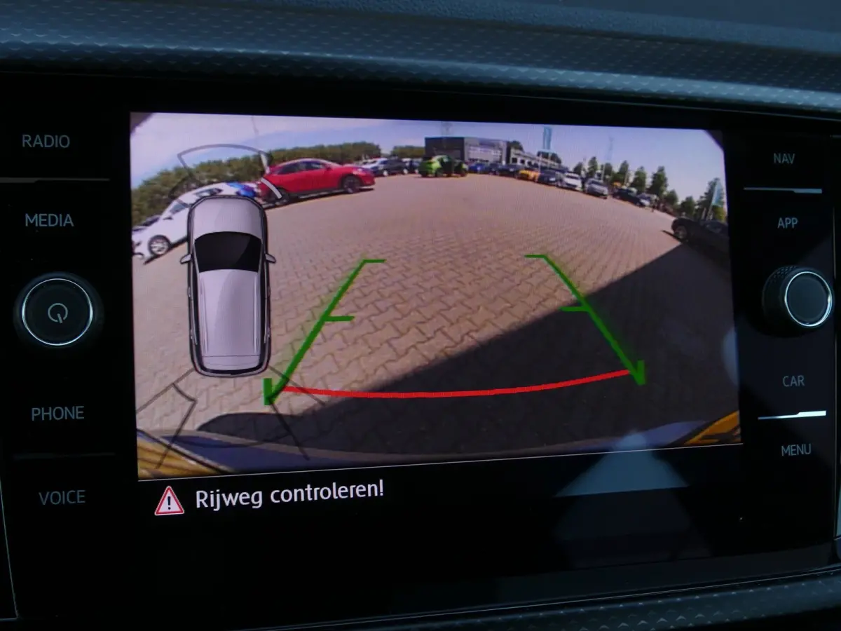 1.0 TSI Life / Carplay / Camera