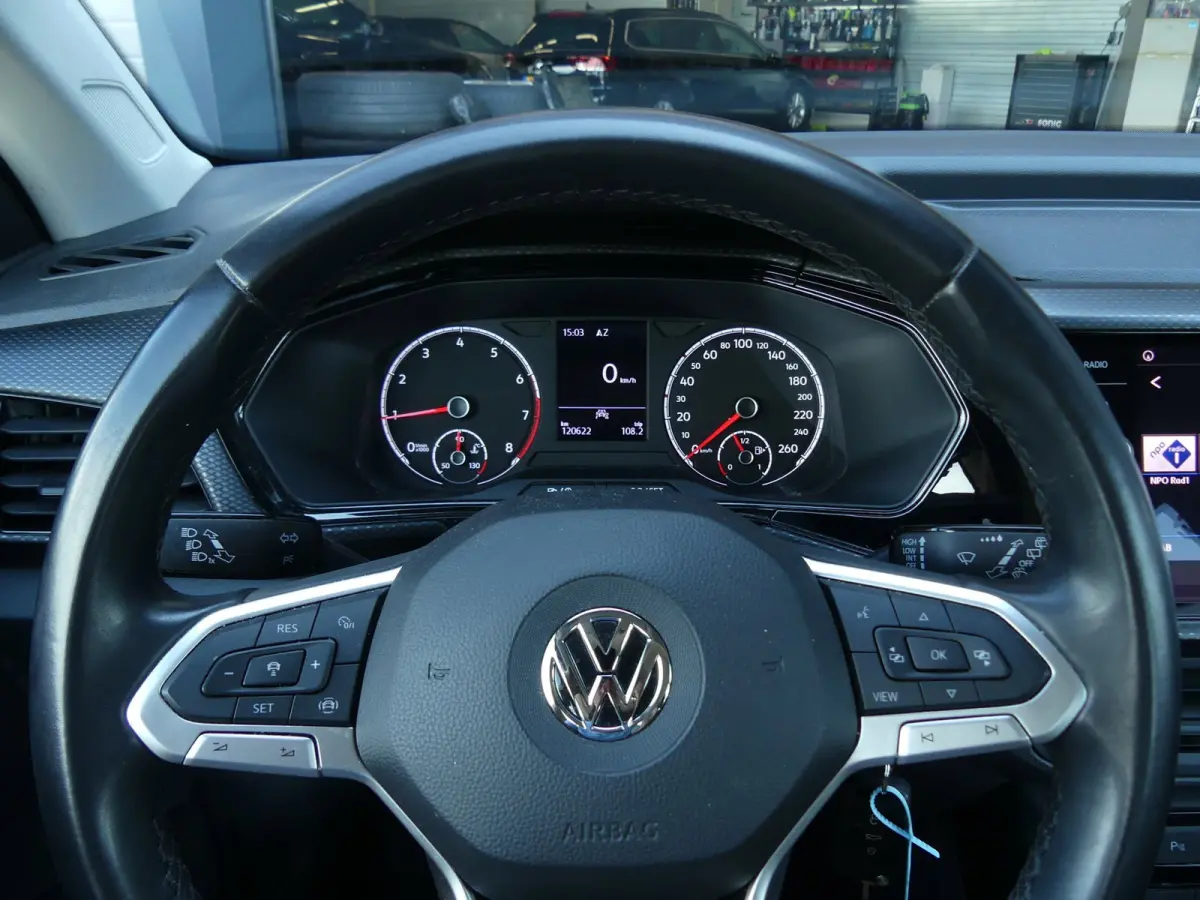 1.0 TSI Life / Carplay / Camera