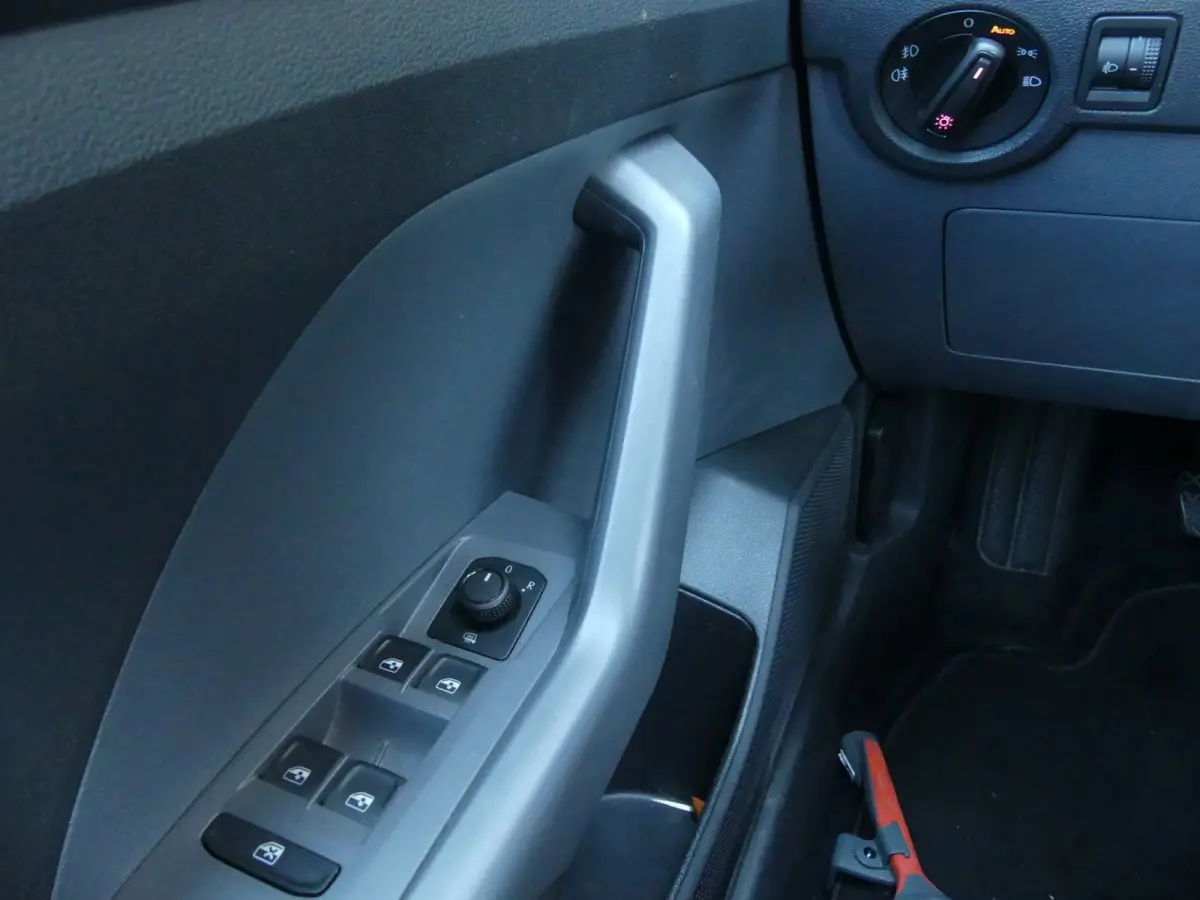 1.0 TSI Life / Carplay / Camera