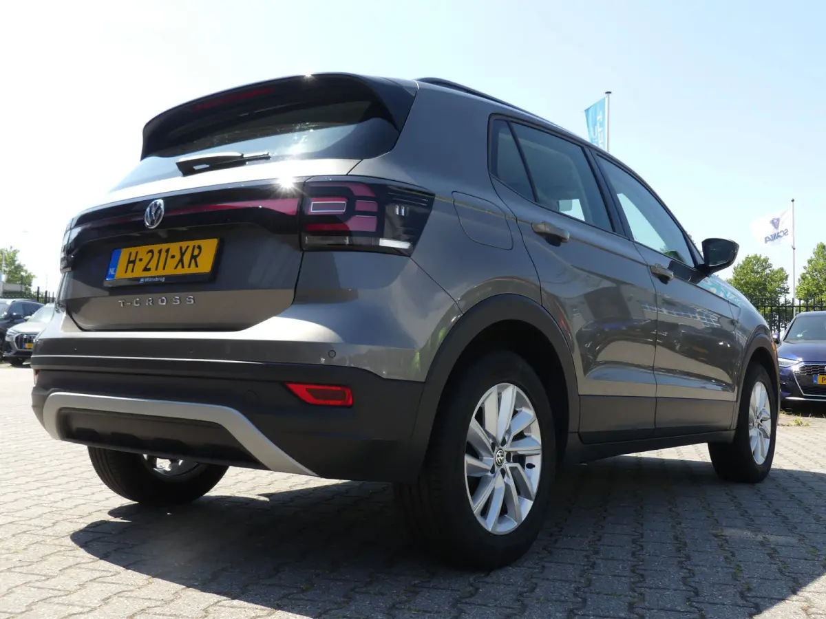1.0 TSI Life / Carplay / Camera