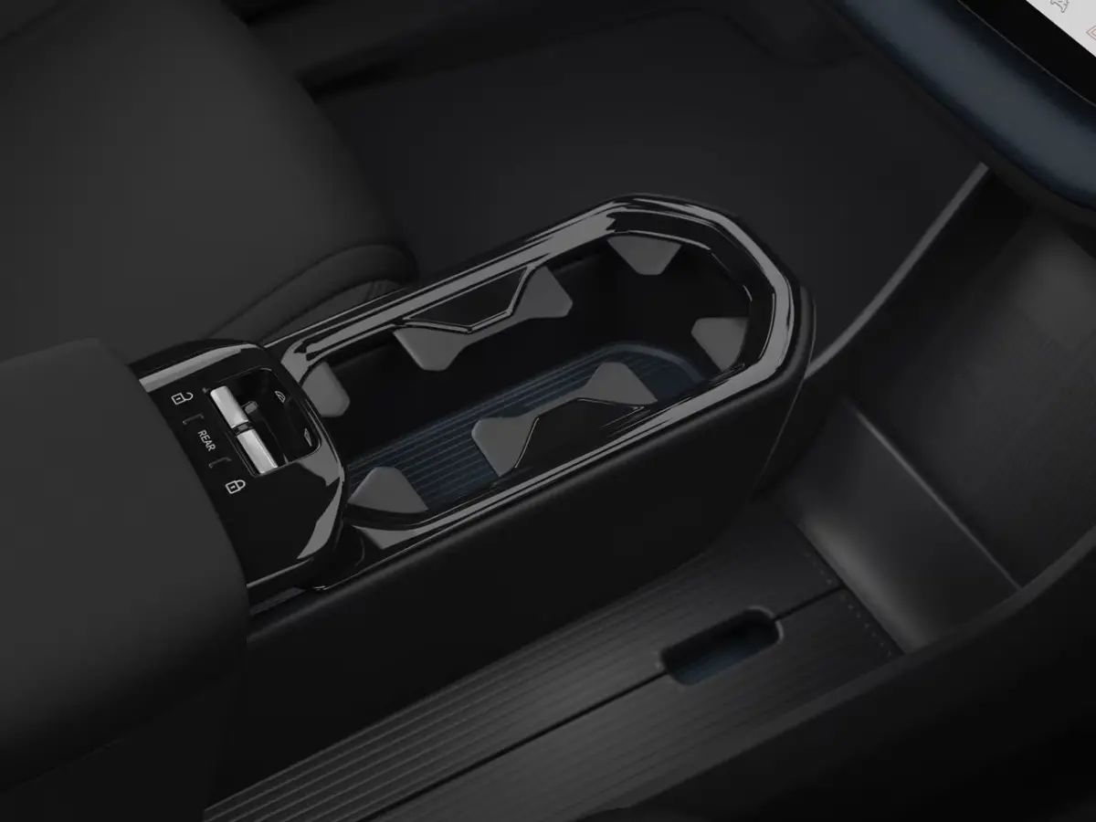P5 272PK Long Range Black Edition Plus Europa 69 kWh | Achteruitrijcamera | Cruise control adaptief met Stop&Go en stuurhulp | Draadloze telefoonlader