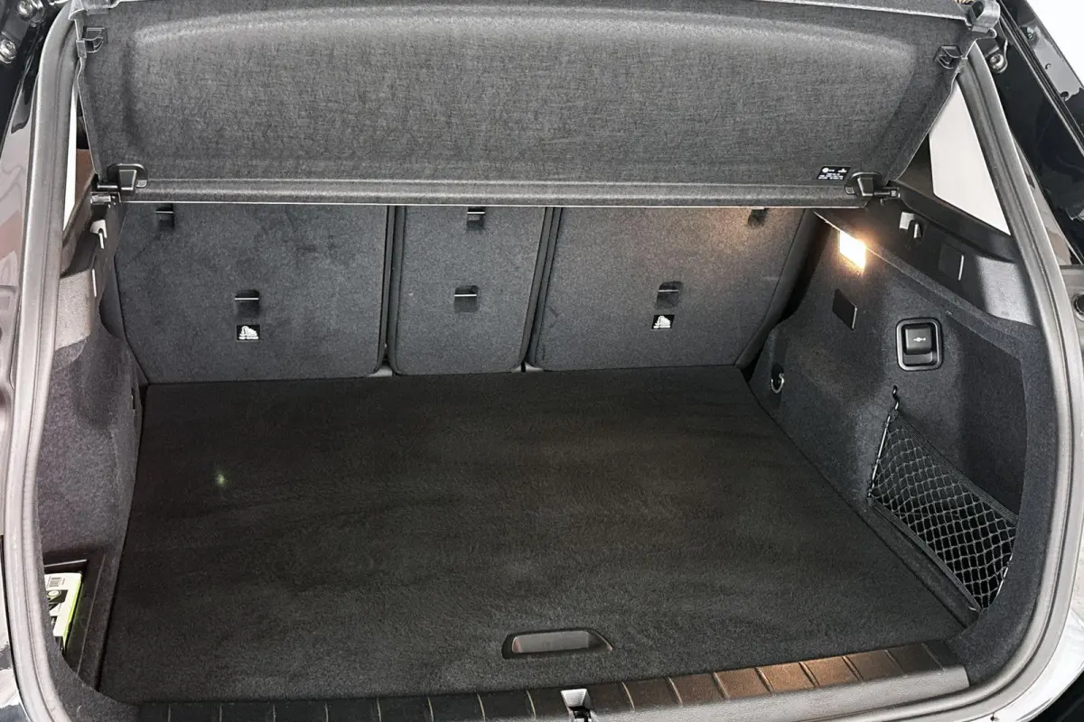 xDrive25e Panoramadak Head-Up Memory Achteruitrijcamera Stoel-Stuurverwarming