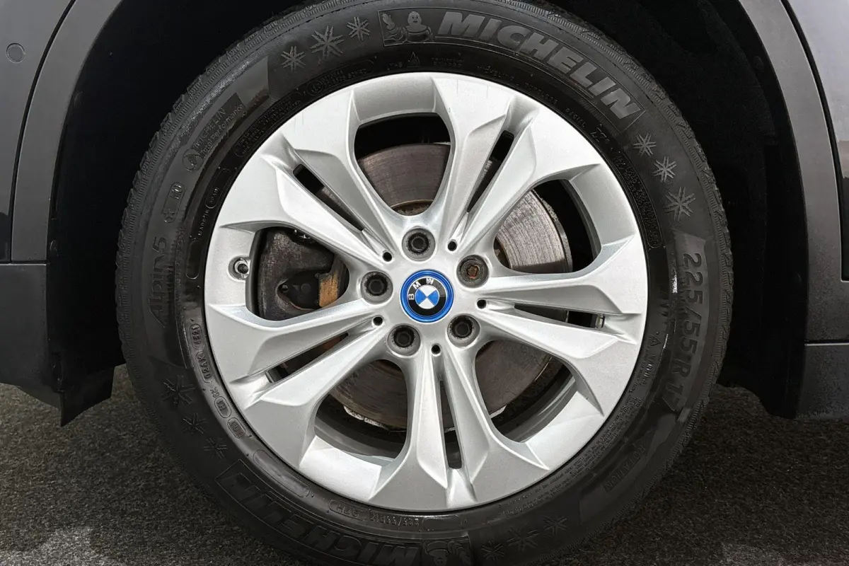 xDrive25e Panoramadak Head-Up Memory Achteruitrijcamera Stoel-Stuurverwarming