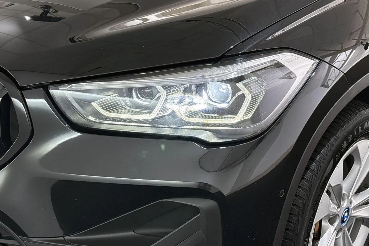 xDrive25e Panoramadak Head-Up Memory Achteruitrijcamera Stoel-Stuurverwarming