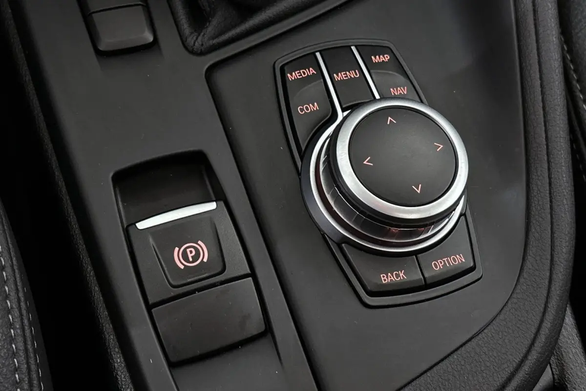 xDrive25e Panoramadak Head-Up Memory Achteruitrijcamera Stoel-Stuurverwarming