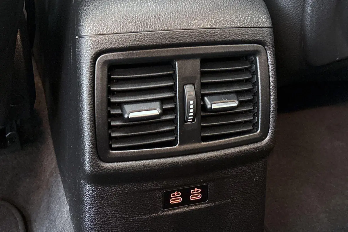 xDrive25e Panoramadak Head-Up Memory Achteruitrijcamera Stoel-Stuurverwarming