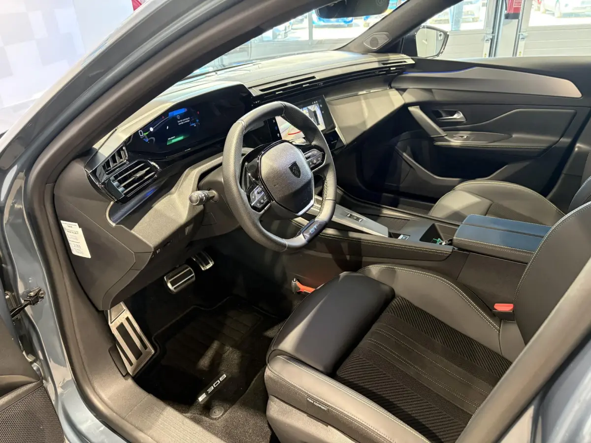 GT 54 kWh | Alcantara | Stoelverwarming | Apple Carplay/Android Auto