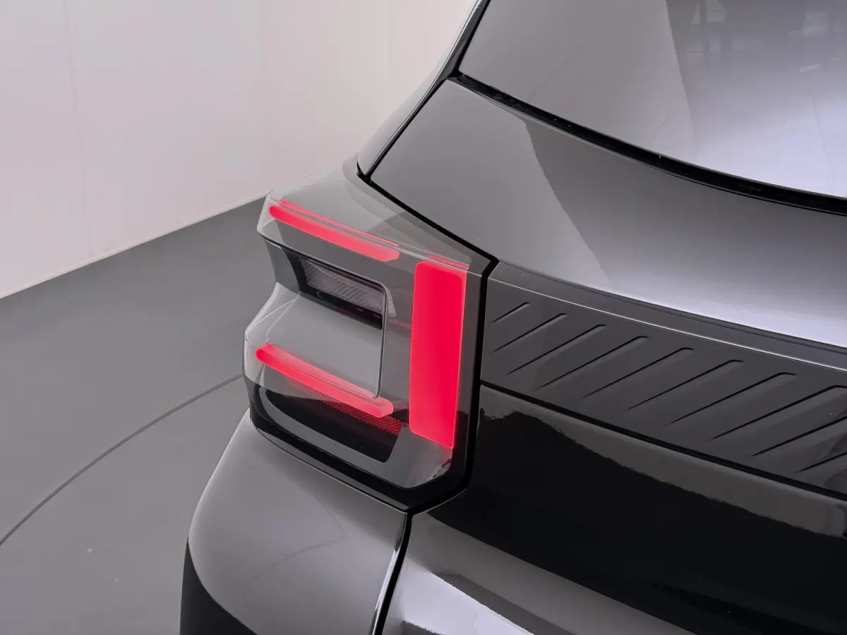 Max 113pk 44 kWh RIJKLAARPRIJS | FABR. GARANTIE t/m 01-2027 | ACCU GARANTIE t/m 01-2033/160.000km