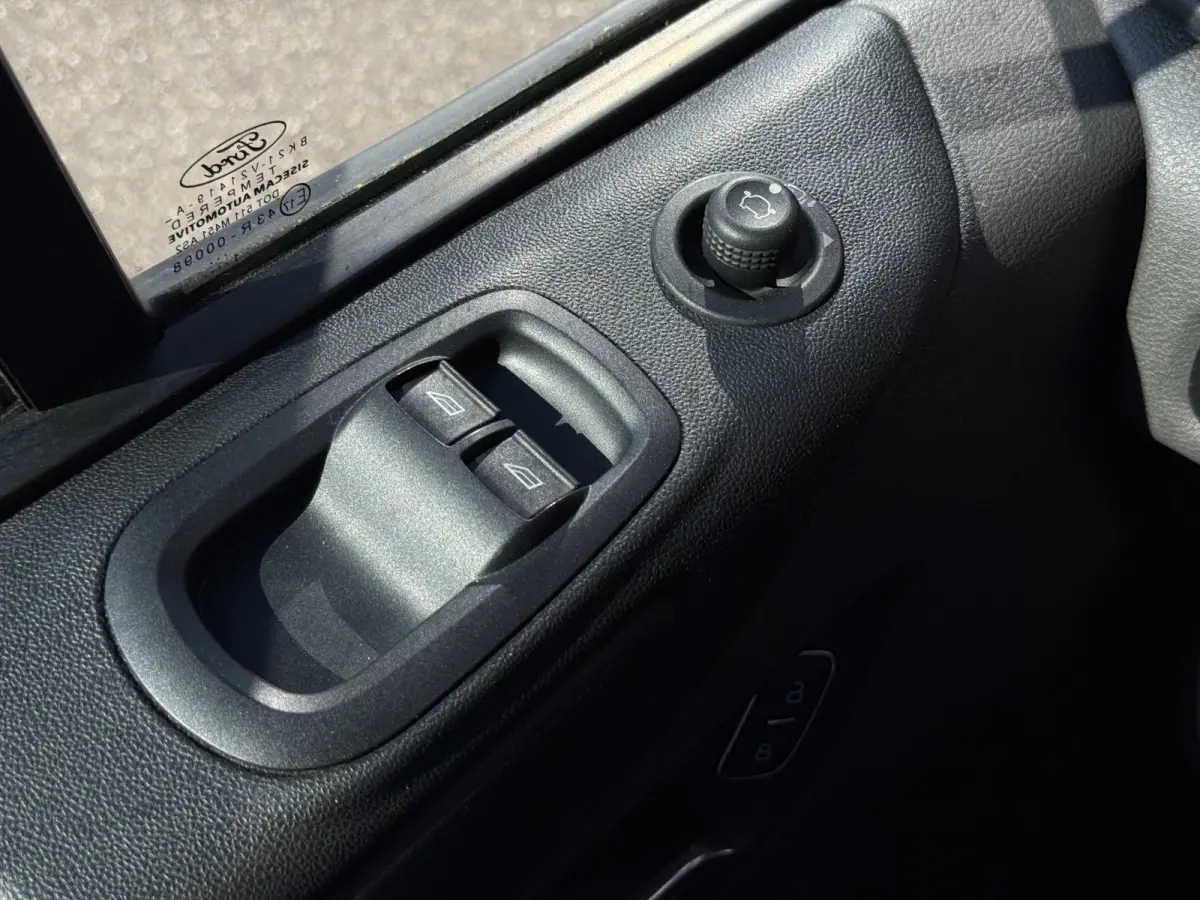 300 2.0 TDCI L2H1 Raptor | ZB-Edition | 2X Schuifd. | Carplay | Stoelverw. | Camera