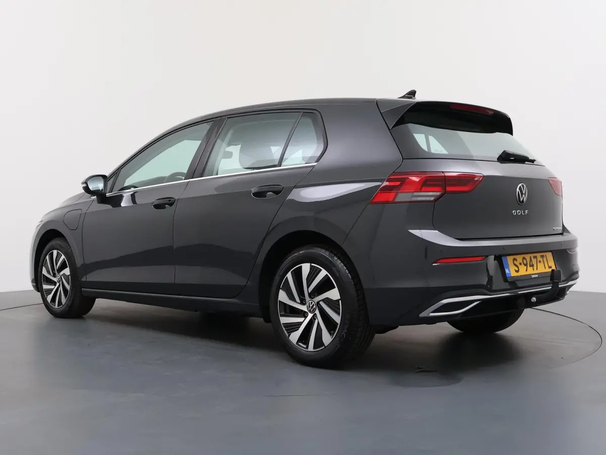 1.4 eHybrid Style | Trekhaak | Adaptieve Cruise | Dodehoekdetectie | CarPlay |