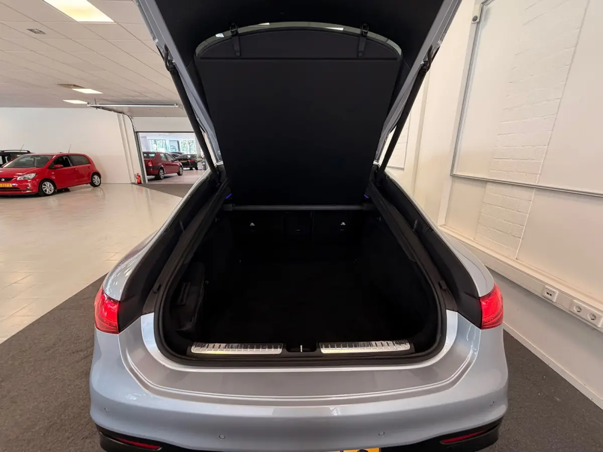 450+ Edition 1 108 kWh HyperScreen Premium Plus Burmester