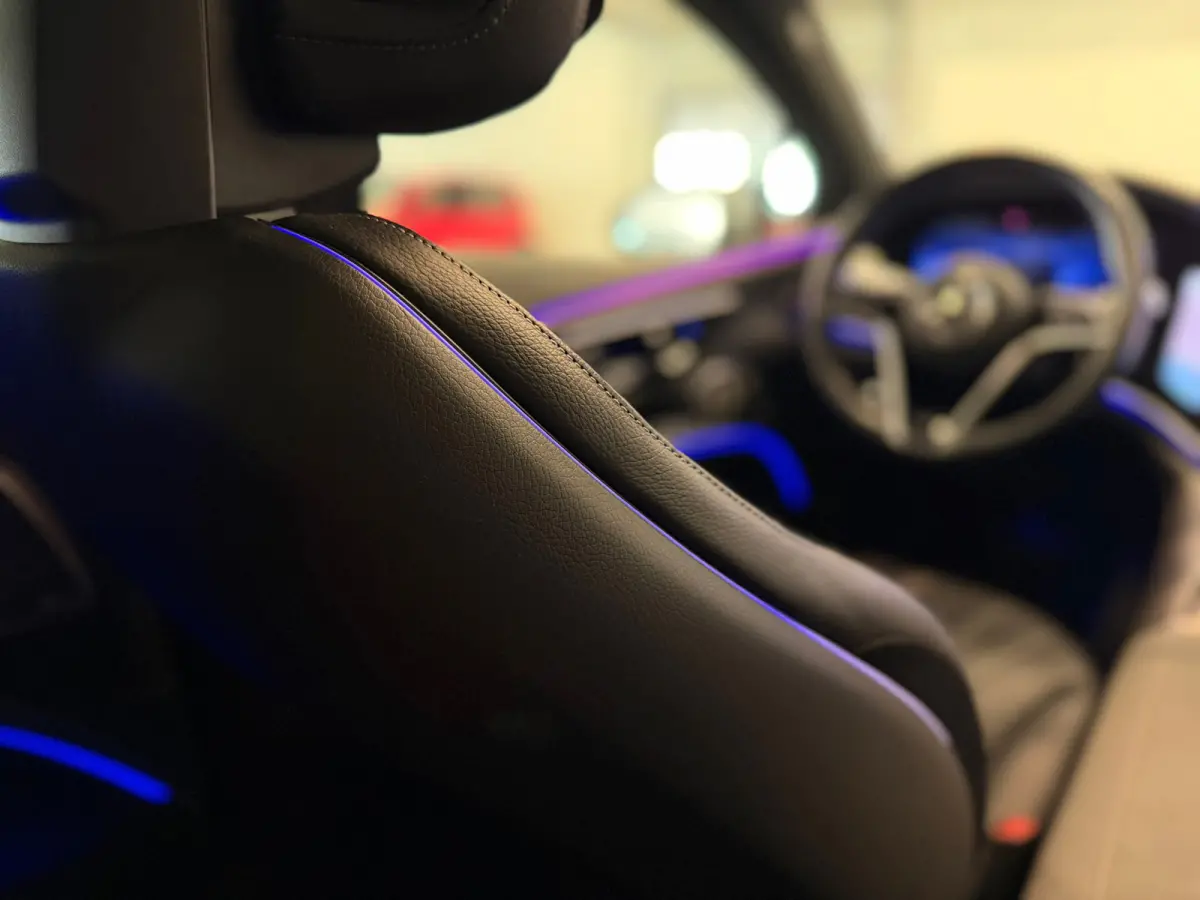 450+ Edition 1 108 kWh HyperScreen Premium Plus Burmester
